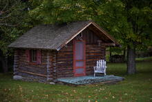 Adirondack log cabin in central Jay, NY