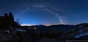 Milky Way over the Great Range, Giant Mt and Keene Valley from The Brothers Ridge of Big Slide 200 d