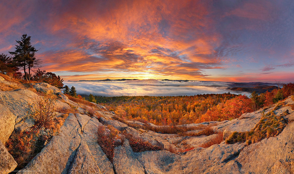 Cat Mt,Cat Mountain,Lake George,panorama,summit,rocks,fog,sunrise,valley,autumn,2015,Johnathan Esper,Adirondack Park